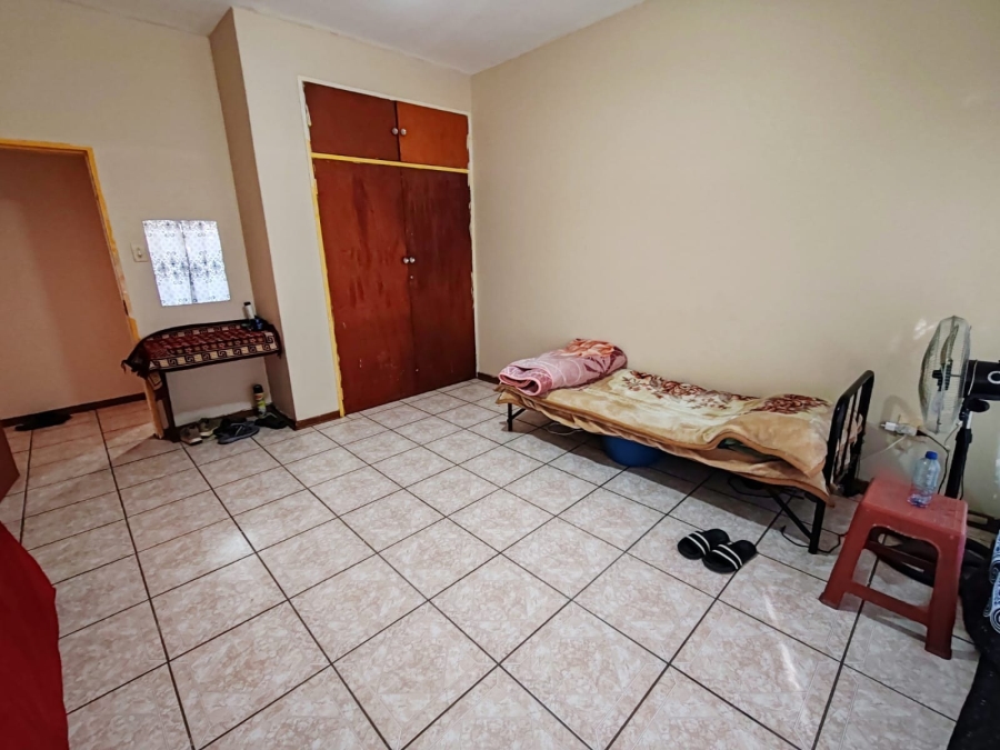 1 Bedroom Property for Sale in Potchefstroom North West
